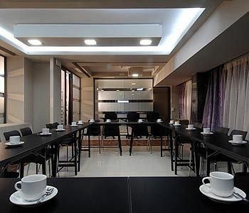 Metropolitan Hotel2