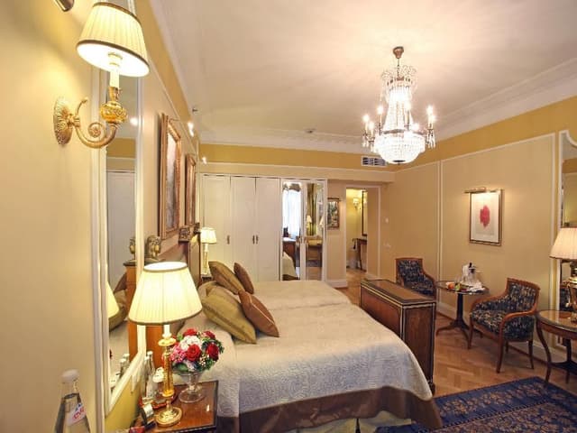 JUNIOR SUITE CAPACITY 1