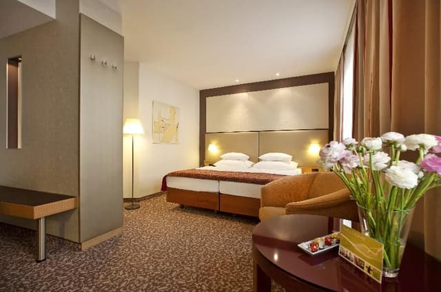 DOUBLE COMFORT