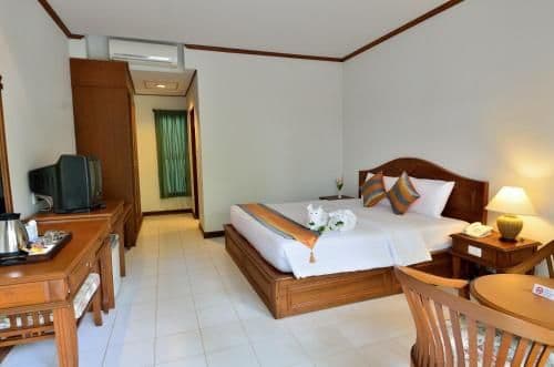 Deluxe Double or Twin Room