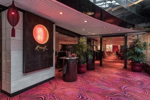 โรงแรมรีกัล แอร์พอร์ต (Regal Airport Hotel)1