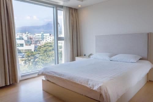 Island Double Room