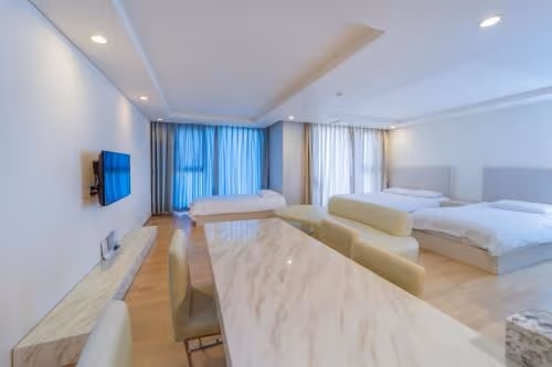 Premier Family Suite