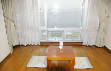 โรงแรมโฮมเมอร์ส (Hotel Homers)2