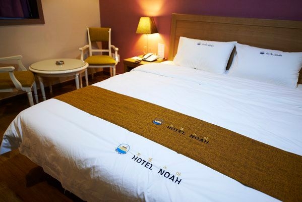 Hotel Noah1