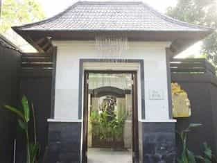 Nomad's Villa Nomad's Villa
