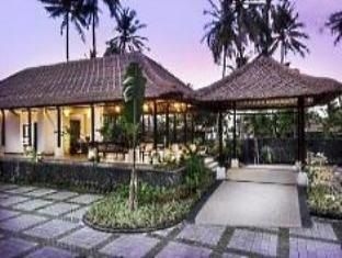 Nirwana Beach and Resort1