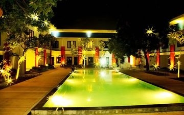 โฮเทล ออซ คูตา (Hotel Ozz Kuta)3