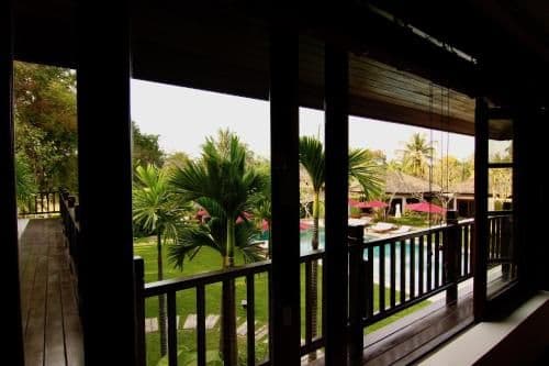 Nine-Bedroom Villa