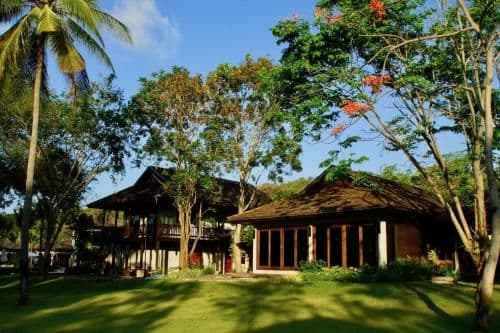 Nine-Bedroom Villa