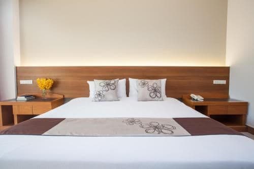 Deluxe Double or Twin Room