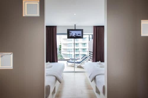 Super Star Balcony Twin Room