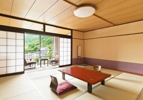Japanese-Style Room