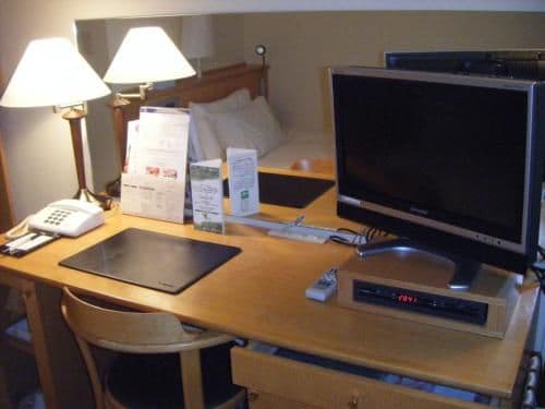 Single Room - Non-Smoking