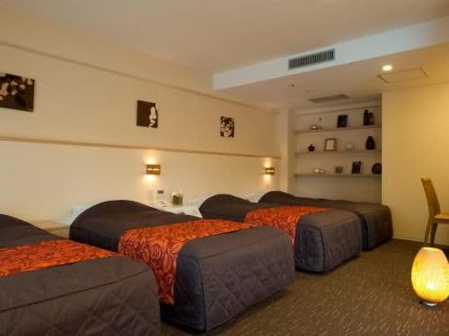 Family Room with Tatami Area and Shared Bathroom