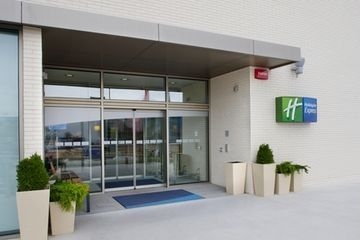 HOLIDAY INN EXPRESS VITORIA2