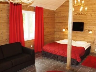 Santa Claus Holiday Village3