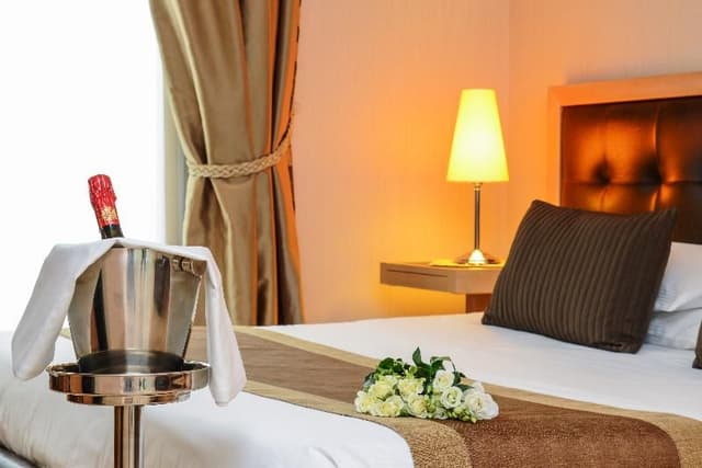 JUNIOR SUITE STANDARD