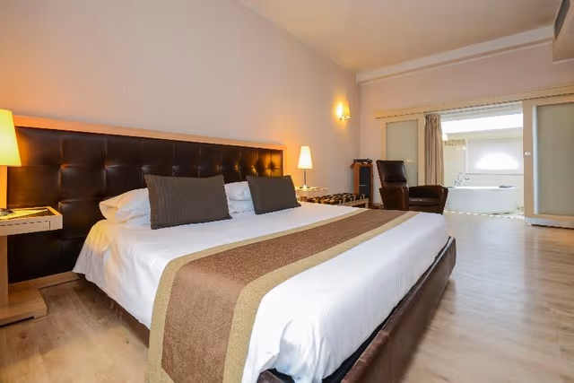 JUNIOR SUITE STANDARD