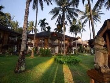 HOLIDAY Resort3