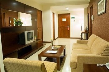 Galeri Ciumbuleuit Hotel2