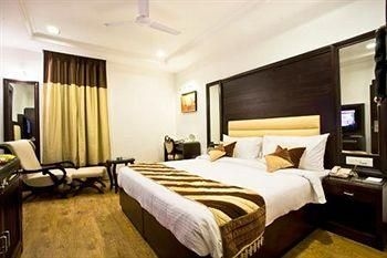 Parkland Kailash Colony3