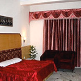 โรงแรมชนากายา (Hotel Chanakaya)3