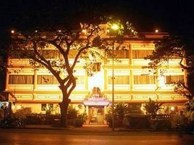Hotel Midland0