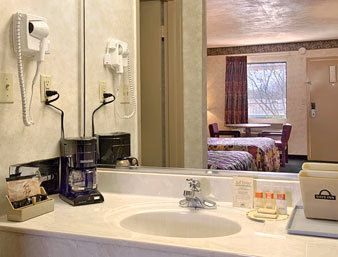 DAYS INN LANETT2
