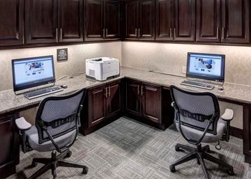 HAMPTON INN - SUITES PHOENIX N3