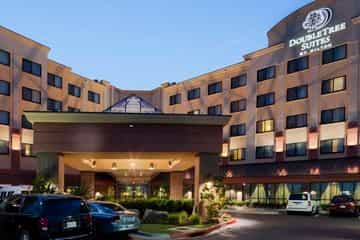 DOUBLETREE SUITES BY HILTON BE