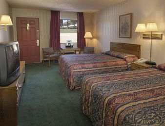 HOWARD JOHNSON EXPRESS INN EUREKA SPRINGS4