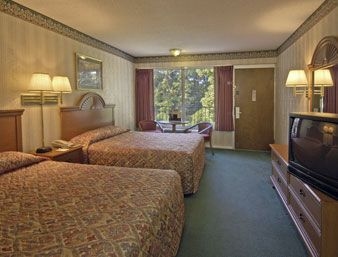 TRAVELODGE EUREKA SPRINGS4