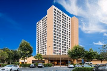 DOUBLETREE BY HILTON ANAHEIM0