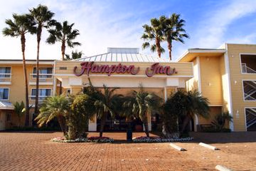 HAMPTON INN SAN DIEGO-AIRPORT-2