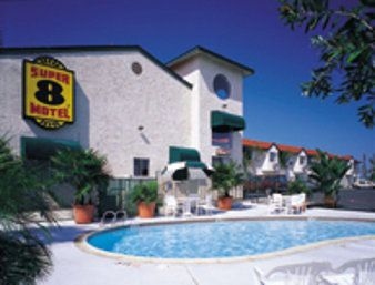 SUPER 8 SAN DIEGO/IMPERIAL BEA1
