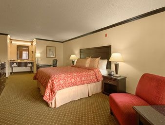 RAMADA CANOGA PARK/WARNER CENTER4