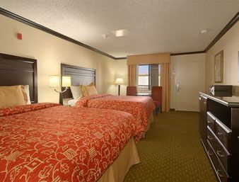 RAMADA CANOGA PARK/WARNER CENTER2