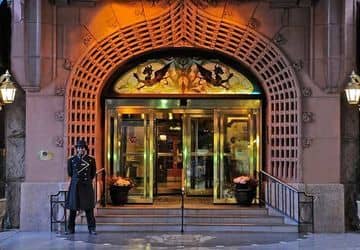THE BROWN PALACE HOTEL AND SPA THE BROWN PALACE HOTEL AND SPA