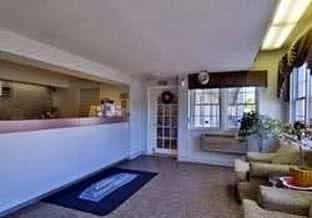 Knights Inn Southington