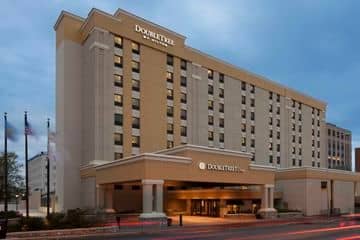 DOUBLETREE BY HILTON DOWNTOWN DOUBLETREE BY HILTON DOWNTOWN