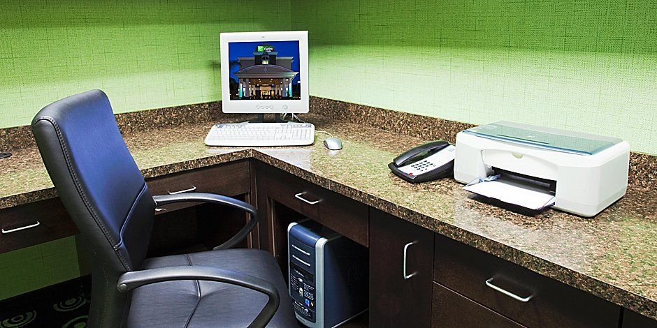 Hotel Holiday Inn Express Hotel and Suites Orlando Apopka4