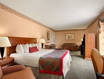 RAMADA HOLLYWOOD DOWNTOWN4