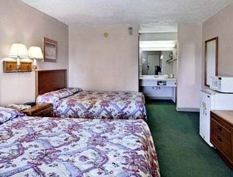 DAYS INN CONYERS3