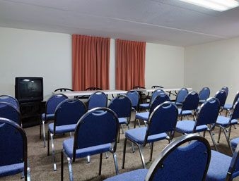 DAYS INN & SUITES NORCROSS ATL1
