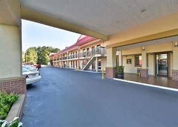 ECONO LODGE RICHMOND HILL ECONO LODGE RICHMOND HILL