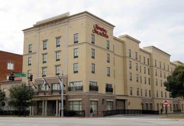 HAMPTON INN - SUITES SAVANNAH HAMPTON INN - SUITES SAVANNAH