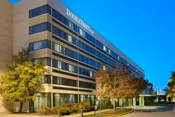 Doubletree Hotel Chicago/Schaumburg Doubletree Hotel Chicago/Schaumburg