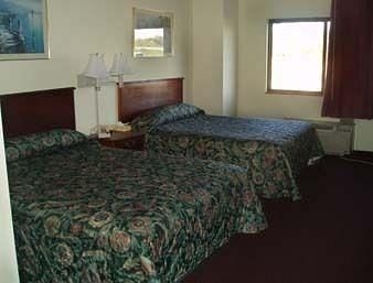 KNIGHTS INN - WILMINGTON1