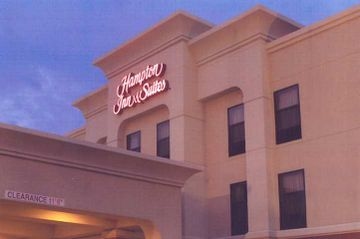 HAMPTON INN - SUITES VALPARAIS0
